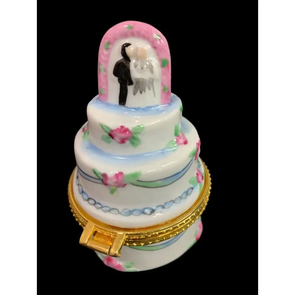Porelain Hinged Trinket Ring Box Tiered Wedding Cake Bridal 3.2